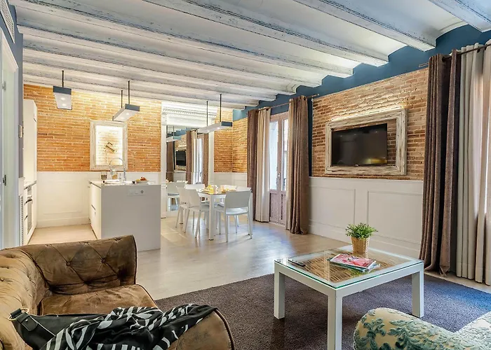Enjoybcn Colon Apartments